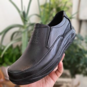 کفش راحتی مردانه چرم طبیعی گاوی طرح فلوتر مدل پرفکت کلاسیک مشکی | بدون بند